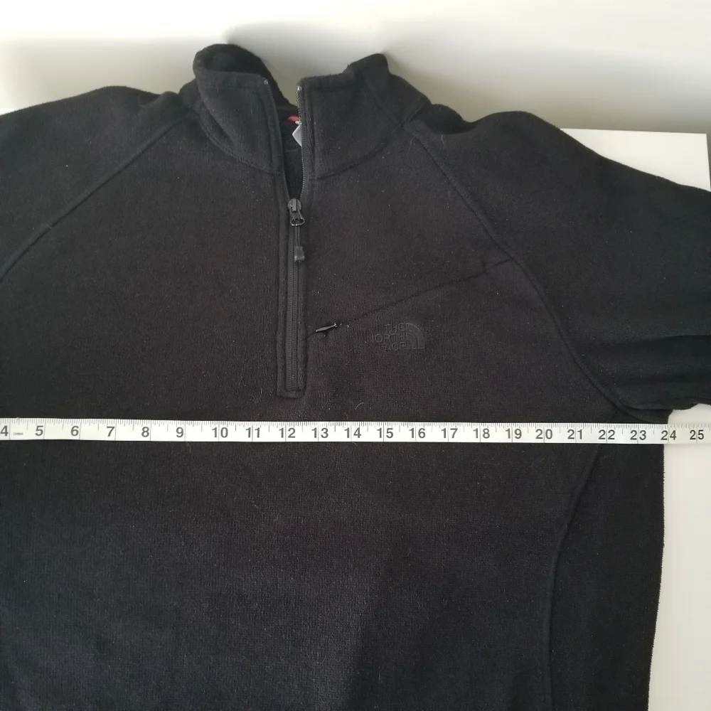 North Face Black 1/4 Zip Fleece Pullover Zip Chest Pocket Size L